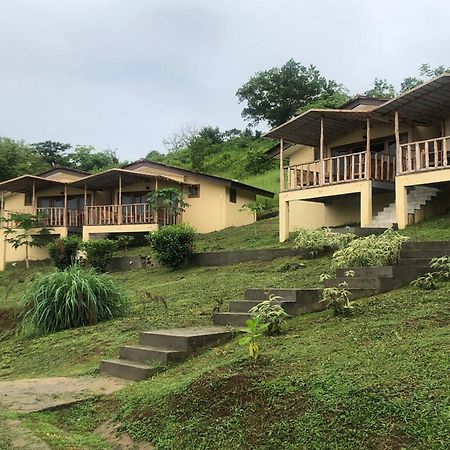Gatun Lake Lodge Hotel Pueblo Nuevo  Exterior photo